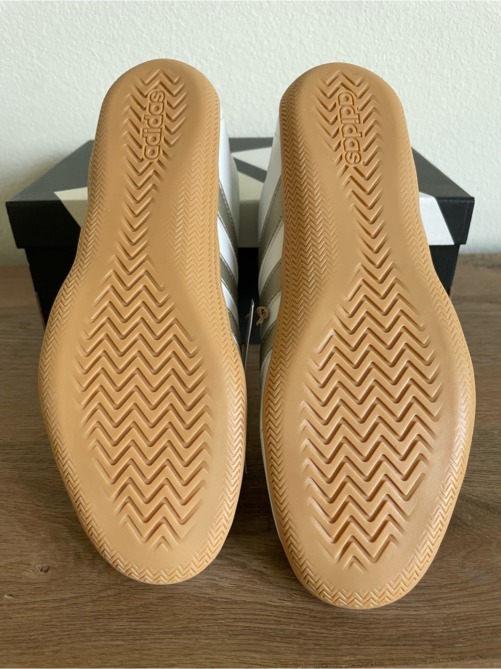 NWT Women’s Adidas Grand Court Lo Shoes Size 7 - Picture 5 of 6